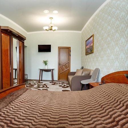Апартаменти В Старому Місті Sweet House Kamianets-Podilskyi Luaran gambar