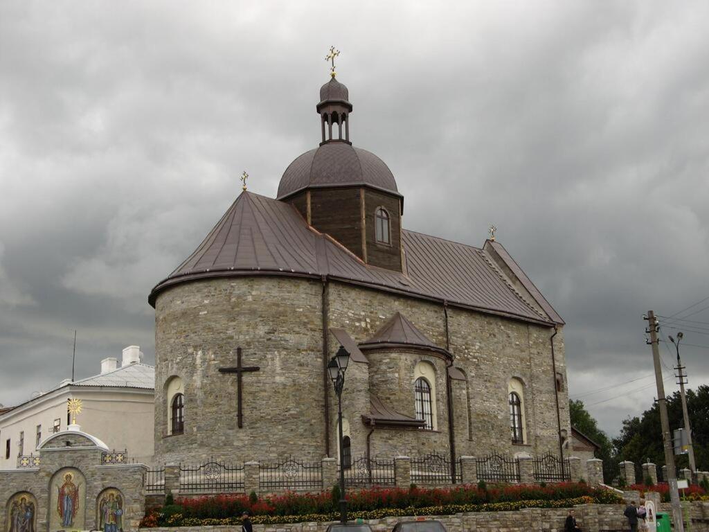 Апартаменти В Старому Місті Sweet House Kamianets-Podilskyi Luaran gambar